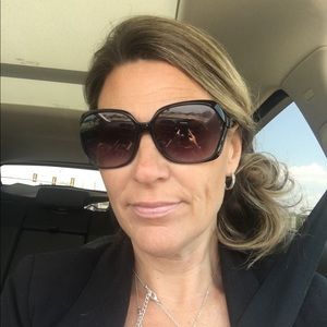 Meet your Posher, Leah